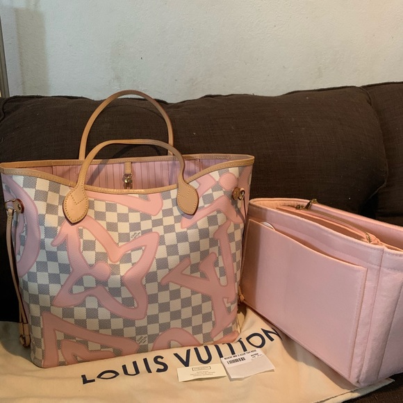 LV Tahitienne Neverfull - Picture 13 of 16
